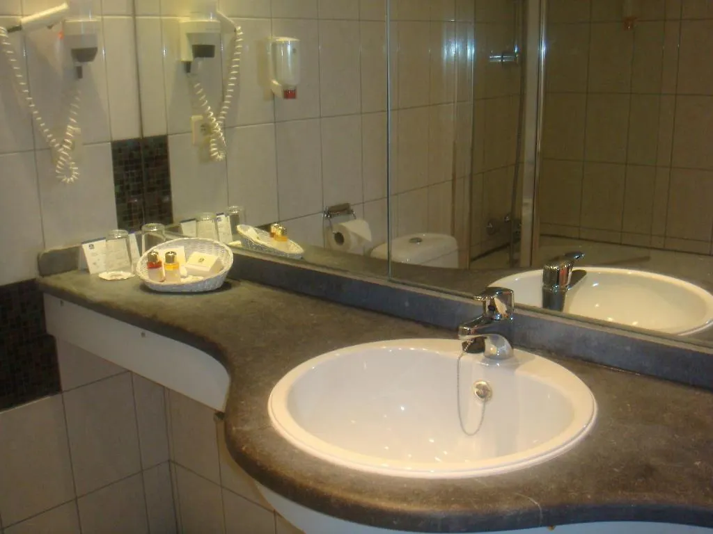Best Western Plus Park Hotel Brussels Etterbeek 4*,